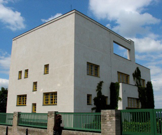Photograph of the Villa Muller in Prague. Photograph of the Villa Muller in Prague.