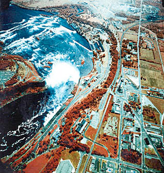 An arial photo of Niagra Falls. An arial photo of Niagra Falls.