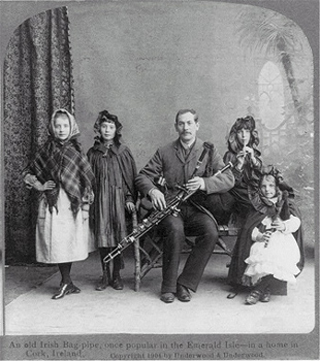Irish bag-pipe, once popular in the Emerald Isle. Irish bag-pipe, once popular in the Emerald Isle.
